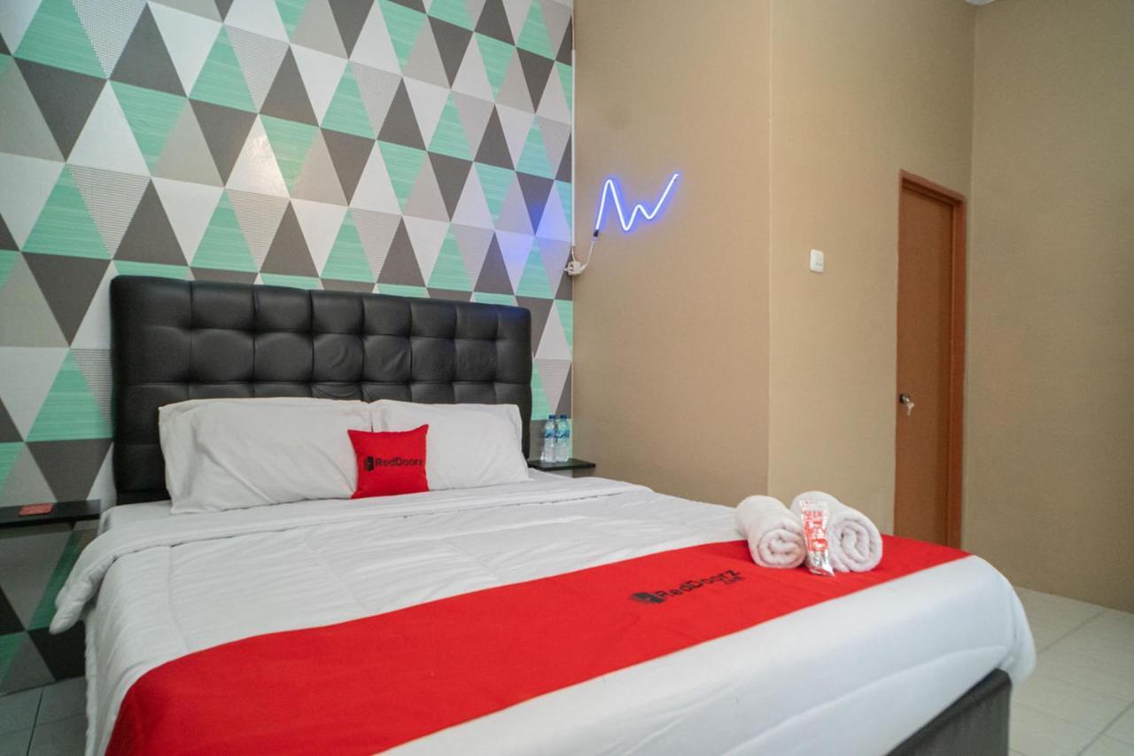 Reddoorz Near Taman Safari 2 호텔 보고르 외부 사진
