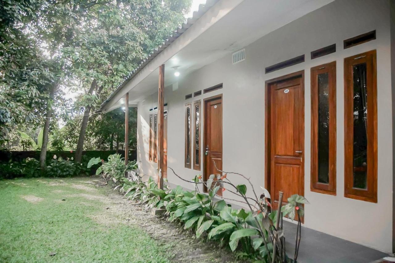 Reddoorz Near Taman Safari 2 호텔 보고르 외부 사진